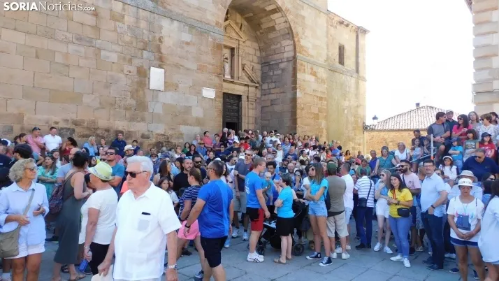 Pingada del Mayo en Vinuesa