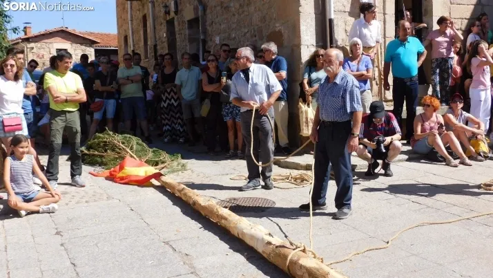 Pingada del Mayo en Vinuesa