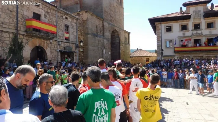 Pingada del Mayo en Vinuesa