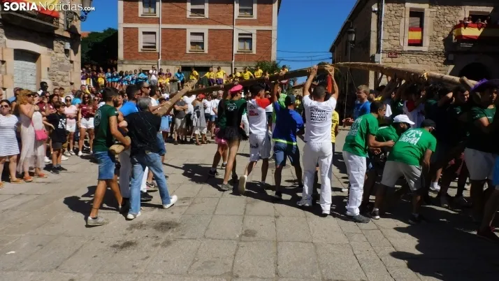 Pingada del Mayo en Vinuesa