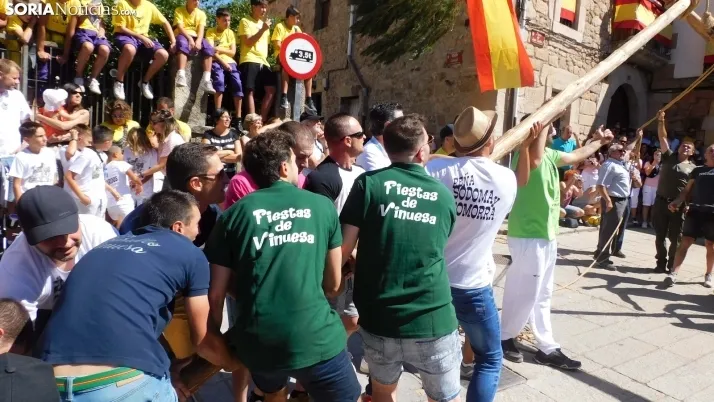 Pingada del Mayo en Vinuesa