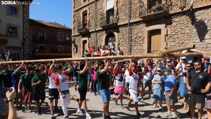 Pingada del Mayo en Vinuesa