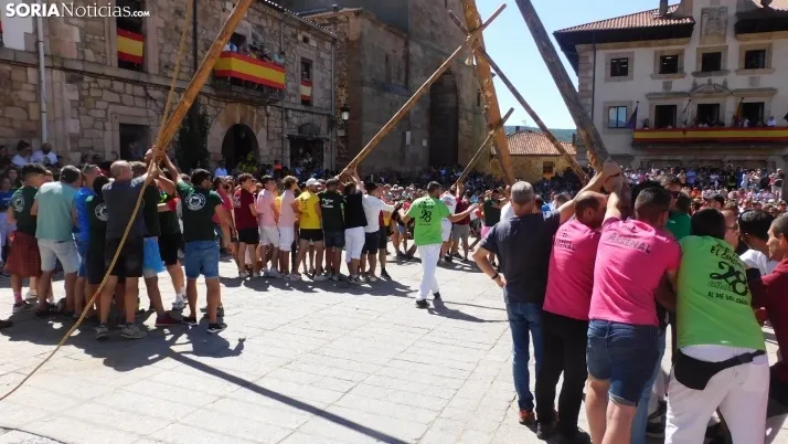 Pingada del Mayo en Vinuesa