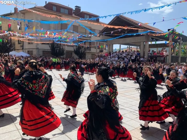 Jotas en Covaleda.