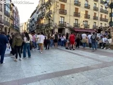 Ambiente festivo y universitario en el centro de la ciudad este jueves. /MF
