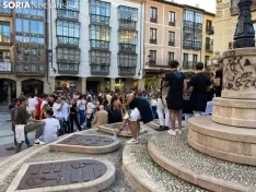 Ambiente festivo y universitario en el centro de la ciudad este jueves. /MF