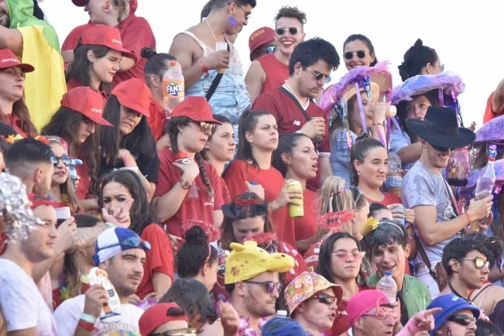 Mucho color y un divertido ambiente en las fiestas de Arcos de Jal&oacute;n
