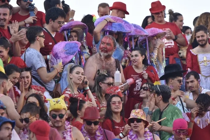Mucho color y un divertido ambiente en las fiestas de Arcos de Jal&oacute;n