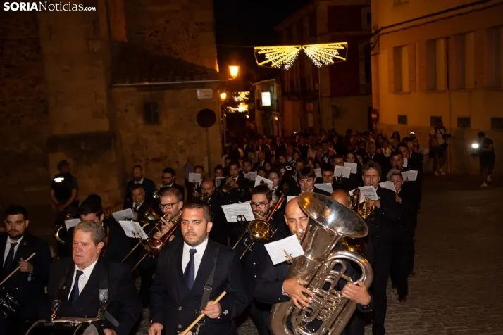 GALERÍA | Almazán resuena con fuerza en La Bajada de Jesús