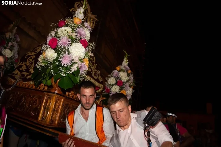 GALERÍA | Almazán resuena con fuerza en La Bajada de Jesús