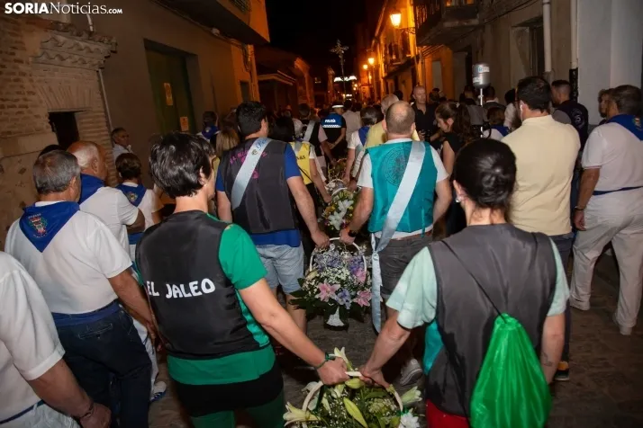 GALERÍA | Almazán resuena con fuerza en La Bajada de Jesús
