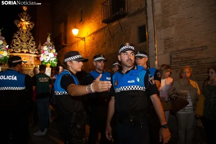 GALERÍA | Almazán resuena con fuerza en La Bajada de Jesús