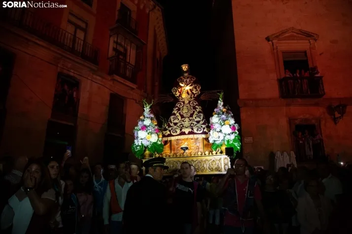 GALERÍA | Almazán resuena con fuerza en La Bajada de Jesús