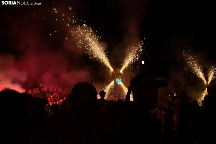 GALERÍA | Almazán resuena con fuerza en La Bajada de Jesús