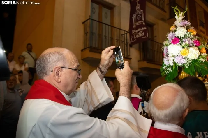 GALERÍA | Almazán resuena con fuerza en La Bajada de Jesús