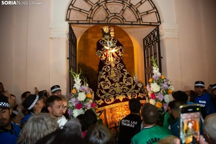 GALERÍA | Almazán resuena con fuerza en La Bajada de Jesús