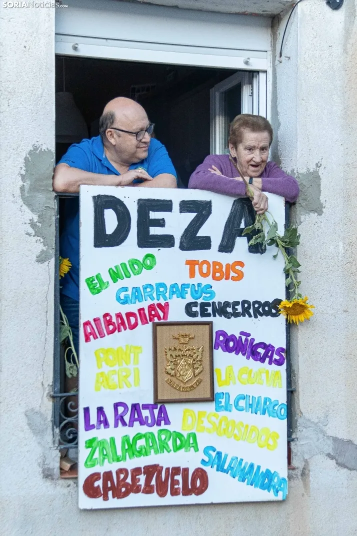 Fotos: el encierro y la novillada protagonizaron el s&aacute;bado de fiestas en Deza