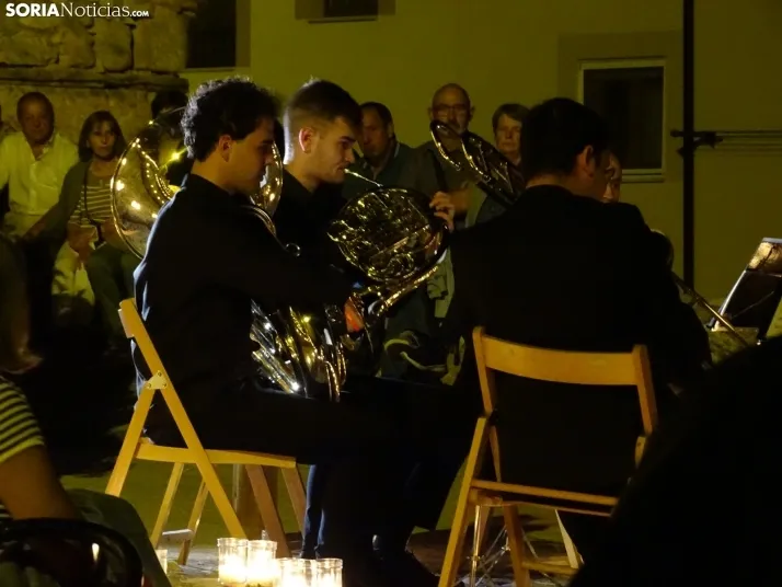 Una imagen del concierto nocturno de este sábado en San Esteban. /SN