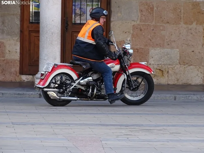 Una imagen de la concentración en la plaza Mayor burgense. /SN