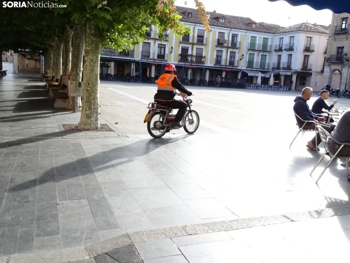 Una imagen de la concentración en la plaza Mayor burgense. /SN