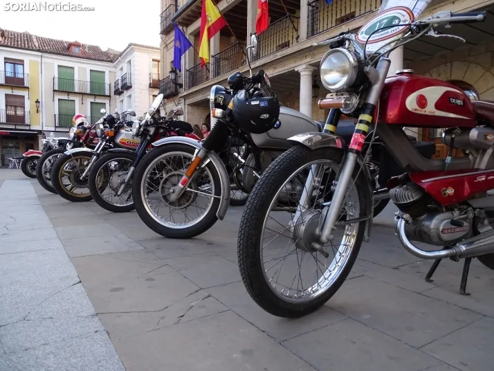 Una imagen de la concentración en la plaza Mayor burgense. /SN