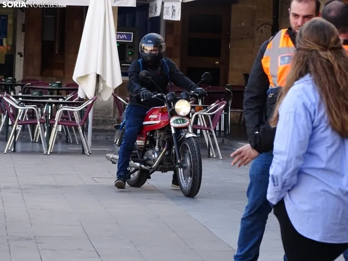 Una imagen de la concentración en la plaza Mayor burgense. /SN