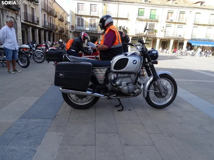 Una imagen de la concentración en la plaza Mayor burgense. /SN