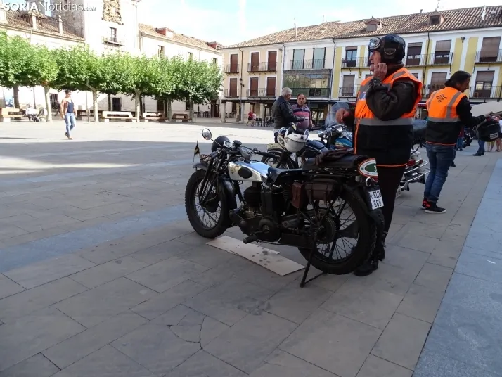 Una imagen de la concentración en la plaza Mayor burgense. /SN