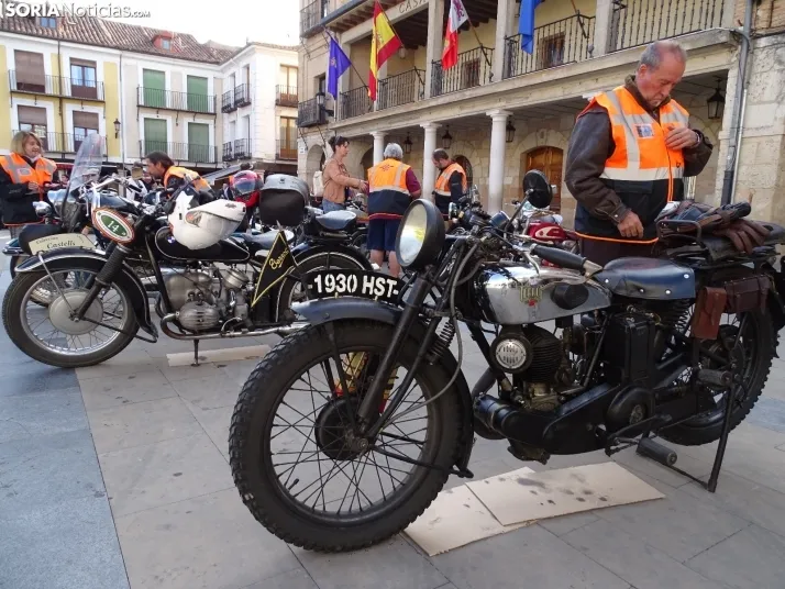 Una imagen de la concentración en la plaza Mayor burgense. /SN