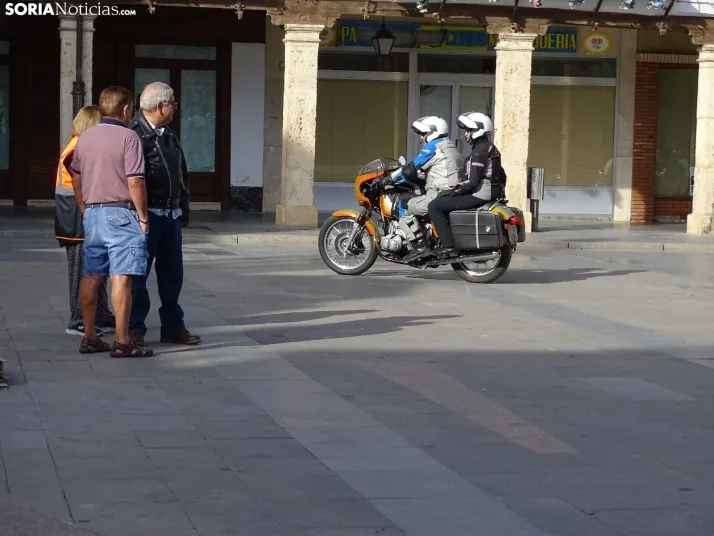 Una imagen de la concentración en la plaza Mayor burgense. /SN