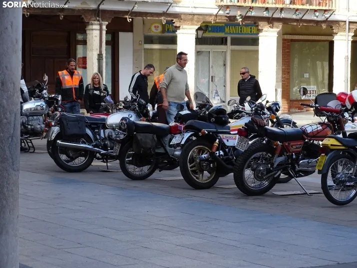 Una imagen de la concentración en la plaza Mayor burgense. /SN