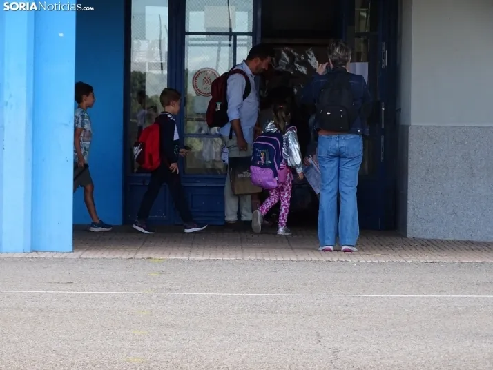 Uno de los centros educativos de la capital esta mañana de viernes. /SN