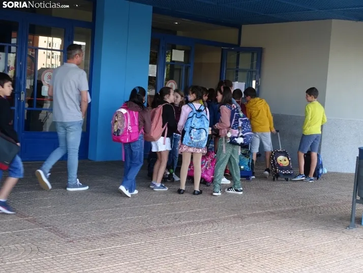 Uno de los centros educativos de la capital esta mañana de viernes. /SN