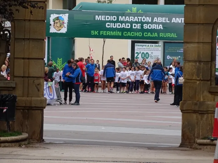 GALER&Iacute;A | Veloces carreras en la Abel Ant&oacute;n Joven In 