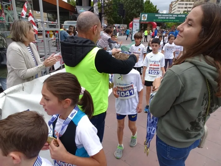 GALER&Iacute;A | Veloces carreras en la Abel Ant&oacute;n Joven In 