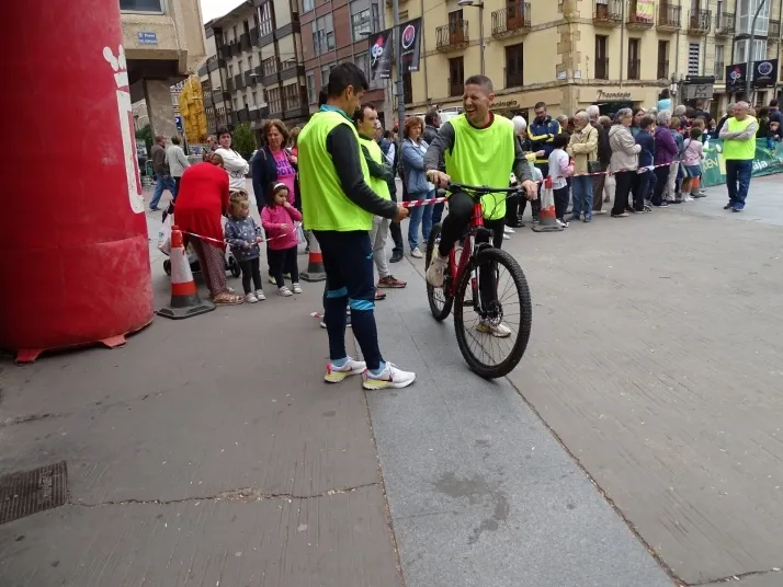 GALER&Iacute;A | Veloces carreras en la Abel Ant&oacute;n Joven In 