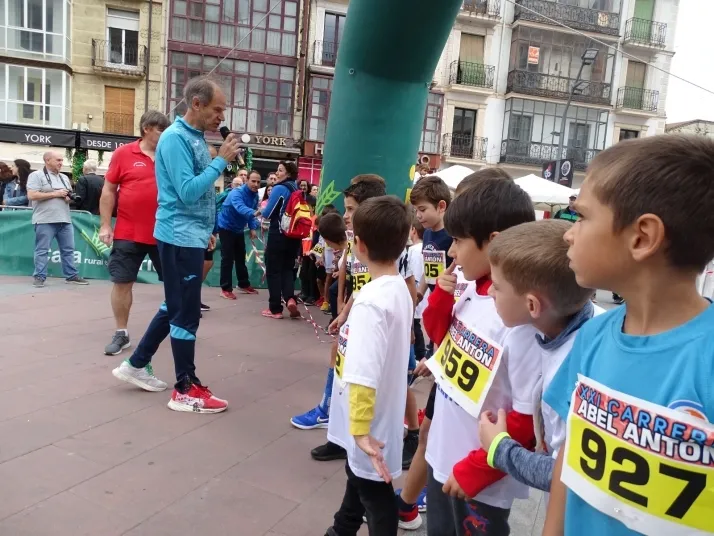 GALER&Iacute;A | Veloces carreras en la Abel Ant&oacute;n Joven In 