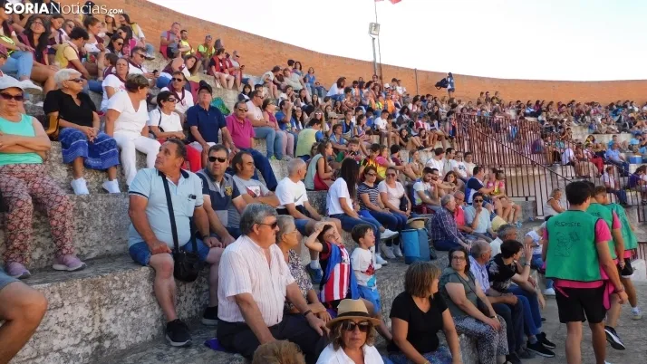 Fotos: el Grand Prix pone el broche de oro a las fiestas de Almaz&aacute;n 
