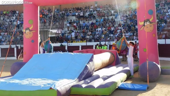 Fotos: el Grand Prix pone el broche de oro a las fiestas de Almaz&aacute;n 