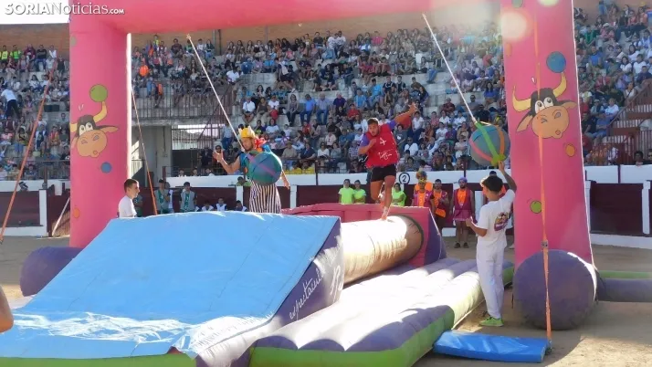 Fotos: el Grand Prix pone el broche de oro a las fiestas de Almaz&aacute;n 