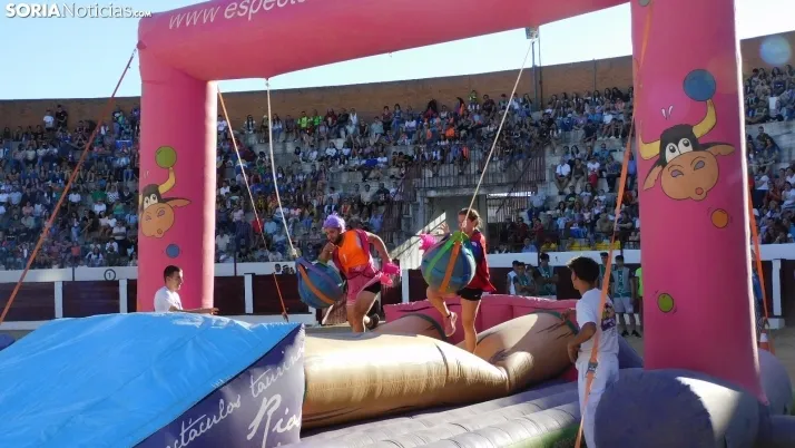 Fotos: el Grand Prix pone el broche de oro a las fiestas de Almaz&aacute;n 