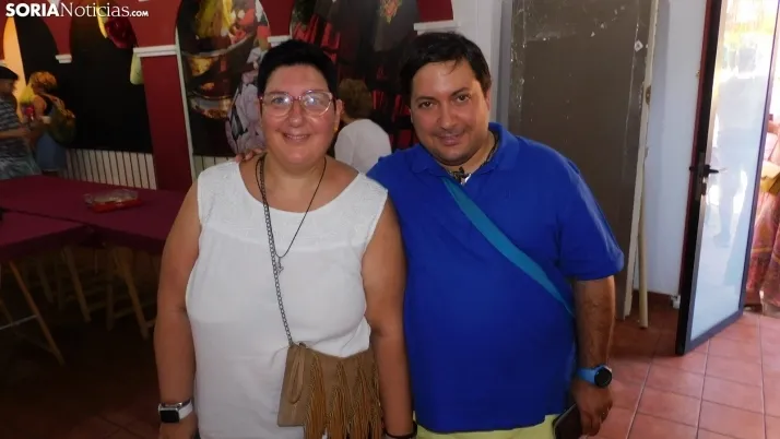 Fotos: alrededor de 300 vecinos de Los Pajaritos celebran sus fiestas con una paella popular