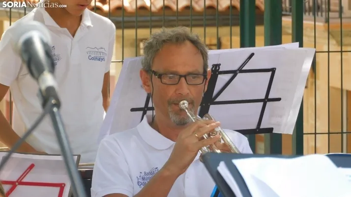 Fotos: la Banda Municipal de Golmayo cierra las fiestas de Fuentetoba con su estilo rompedor