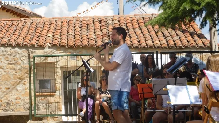 Fotos: la Banda Municipal de Golmayo cierra las fiestas de Fuentetoba con su estilo rompedor