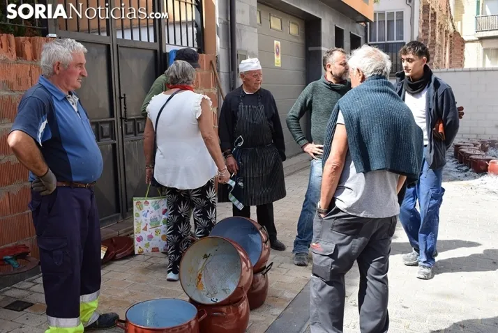 Galer&iacute;a de im&aacute;genes: alubiada en &Oacute;lvega para unas 3.200 personas