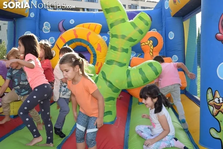 Galer&iacute;a: las fiestas de Los Royales, con mucha participaci&oacute;n