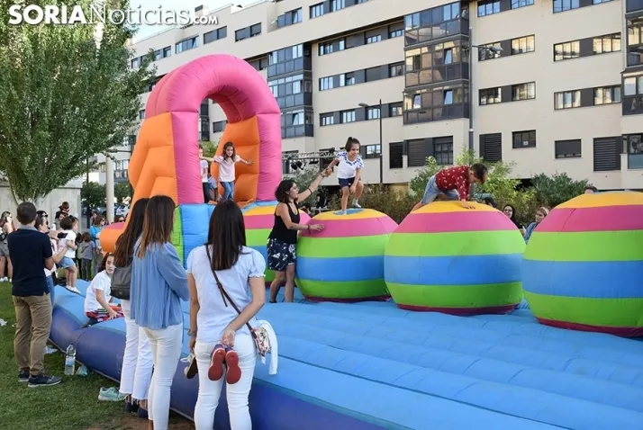 Galer&iacute;a: las fiestas de Los Royales, con mucha participaci&oacute;n
