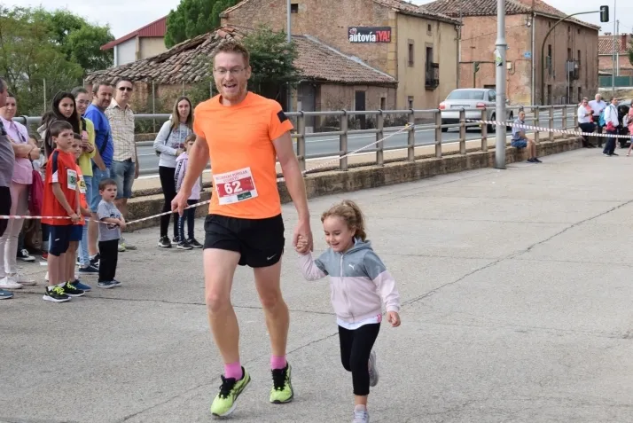 Galer&iacute;a: fiesta del atletismo en Golmayo. Joaqu&iacute;n Mart&iacute;nez y Mar&iacute;a L&aacute;zaro, 