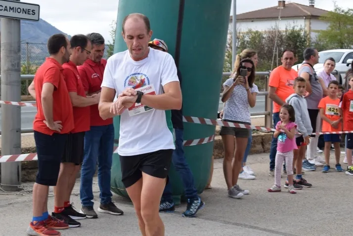 Galer&iacute;a: fiesta del atletismo en Golmayo. Joaqu&iacute;n Mart&iacute;nez y Mar&iacute;a L&aacute;zaro, 