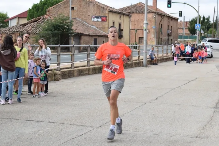 Galer&iacute;a: fiesta del atletismo en Golmayo. Joaqu&iacute;n Mart&iacute;nez y Mar&iacute;a L&aacute;zaro, 